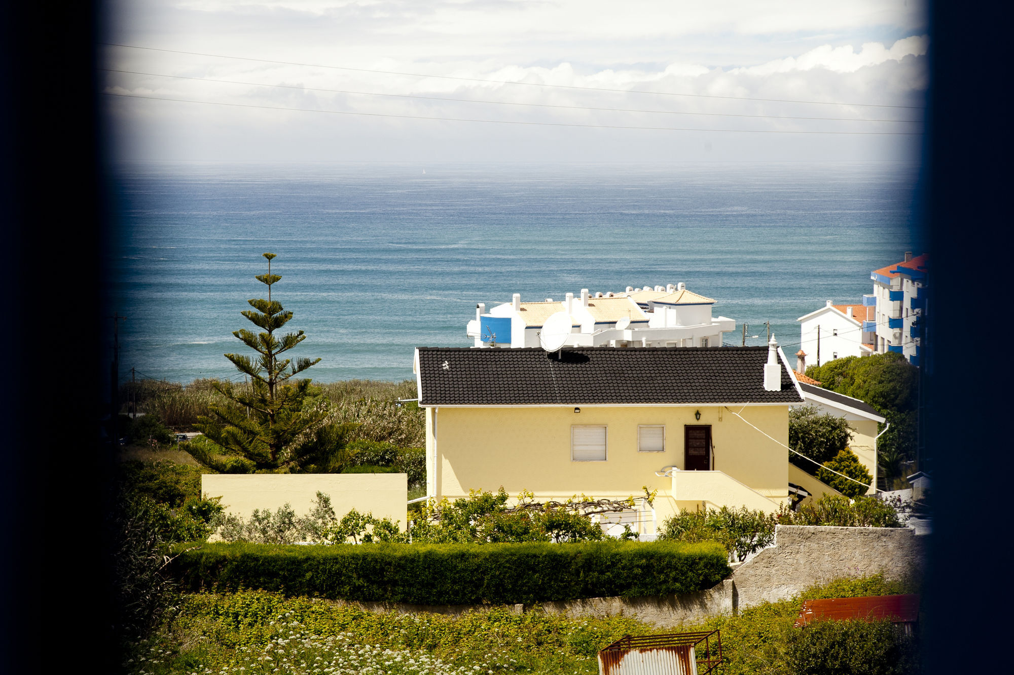 Ericeira Chill Hill Hostel & Private Rooms - Sea Food Exterior photo